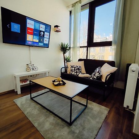 Pretty Apartment Next To Metro Station เวียนนา ภายนอก รูปภาพ