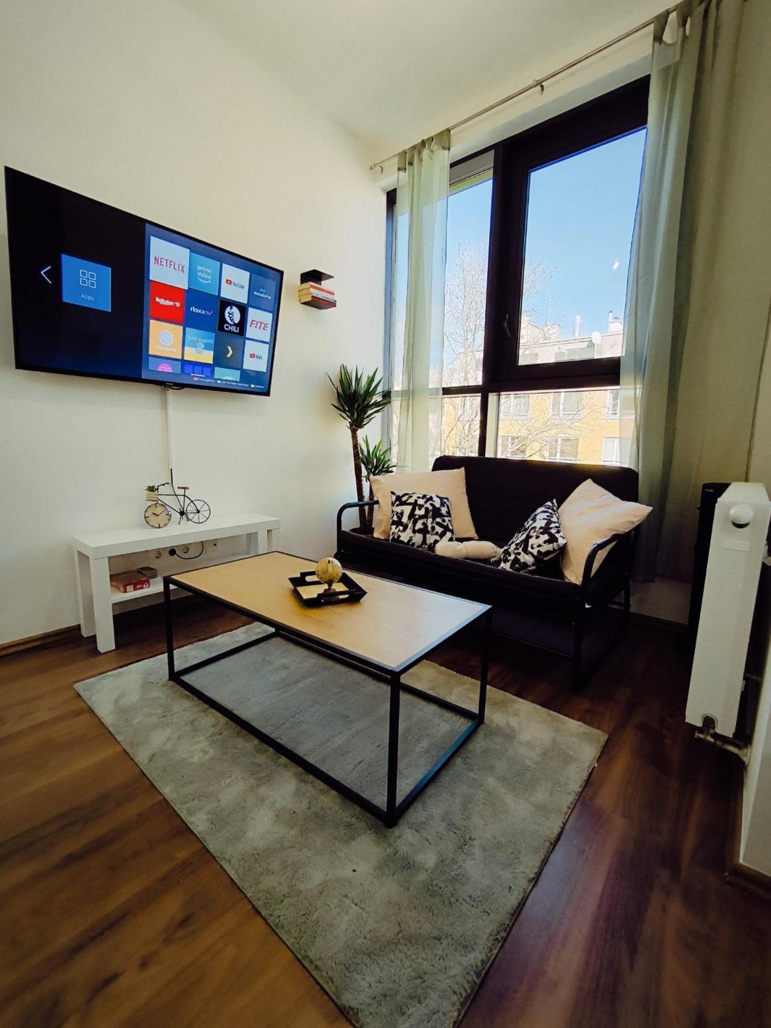 Pretty Apartment Next To Metro Station เวียนนา ภายนอก รูปภาพ